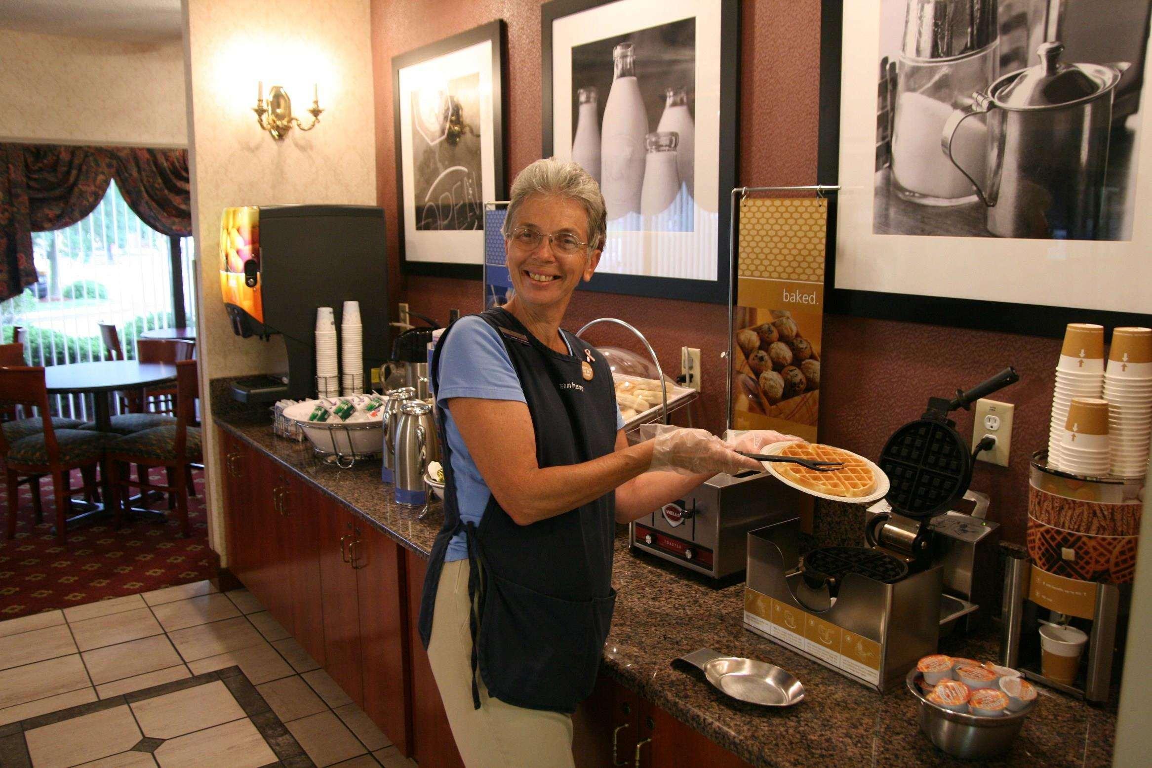 Hampton Inn Columbus-South Grove City Restoran foto