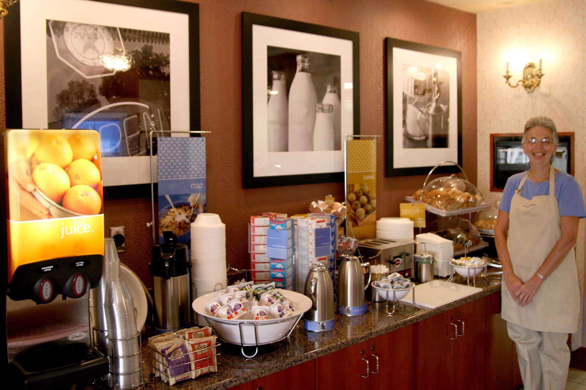 Hampton Inn Columbus-South Grove City Restoran foto